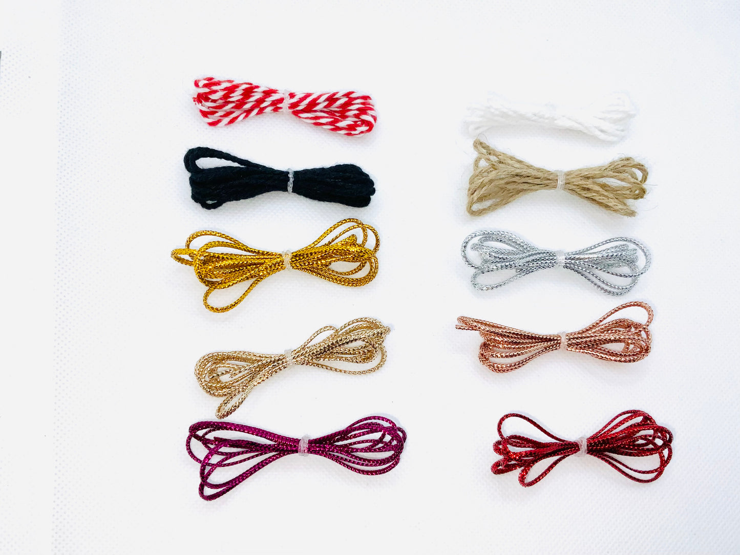 Heart Shaped Mini Pegs 10Pk With 1.5m of Twine