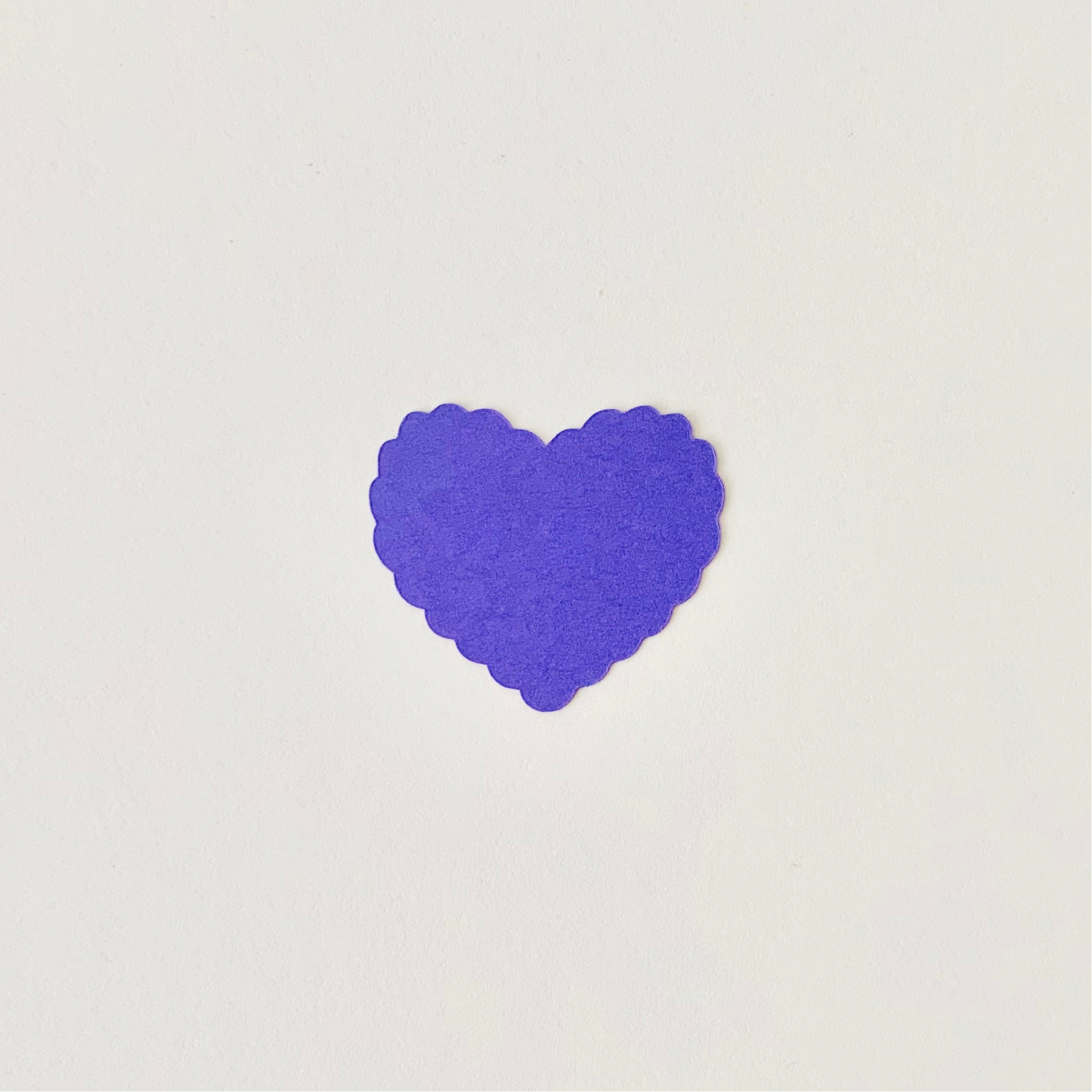 Purple Scalloped Heart Confetti