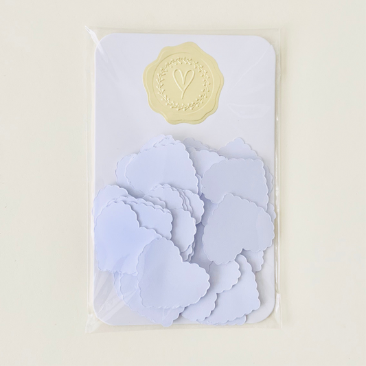 White Scalloped Heart Confetti