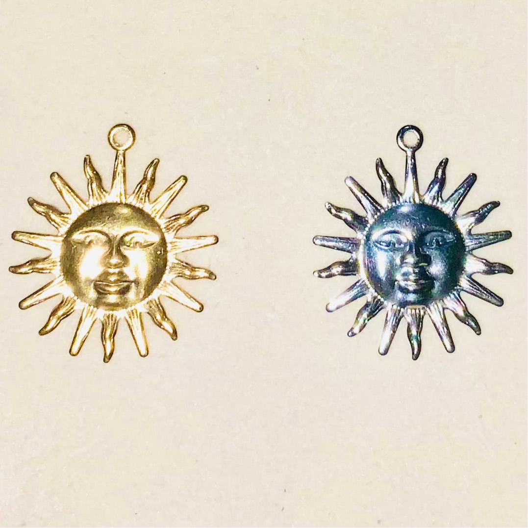 Sun Face Boho Style Pendant Necklace-Sun Jewellery-Astrology Necklace-Rhinestone Charm-Celestial Jewellery-Moon Charm-Zodiac Accessories